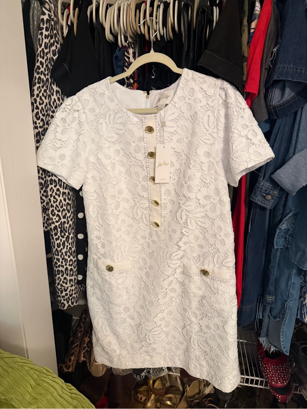 Lilly Pulitzer White Lace Shift Dress with Gold Buttons size 8 with tags
